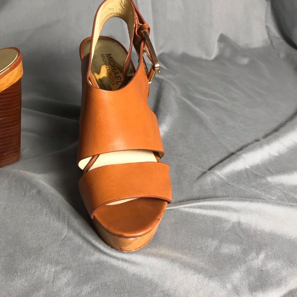 Cutest spring wedges ever!